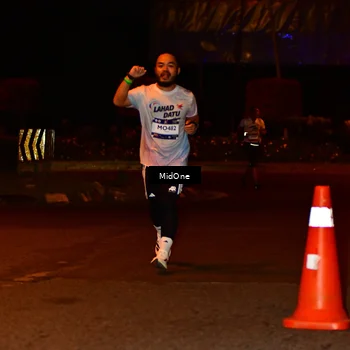 Runner Photo 7709647
