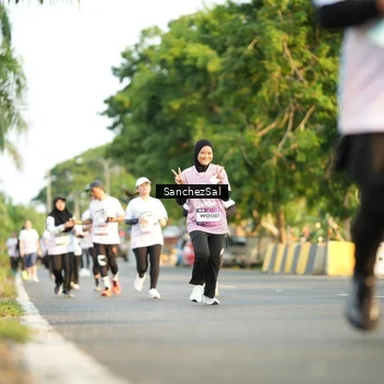Runner Photo 7709654