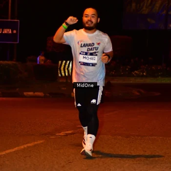 Runner Photo 7709667