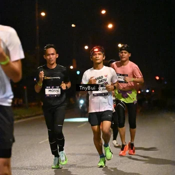 Runner Photo 7709668
