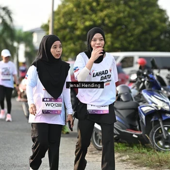 Runner Photo 7709669