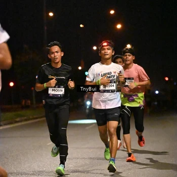 Runner Photo 7709671