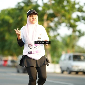Runner Photo 7709672