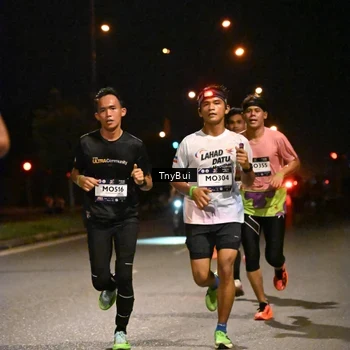 Runner Photo 7709686