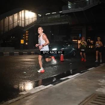 Runner Photo 7709691