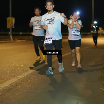 Runner Photo 7709694