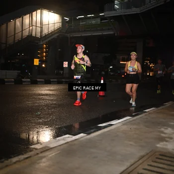 Runner Photo 7709706