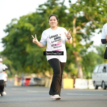 Runner Photo 7709707