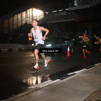 Runner Photo 7709711