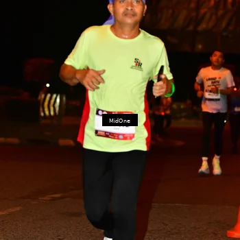 Runner Photo 7709713