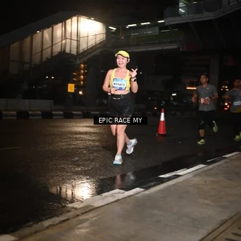 Runner Photo 7709716