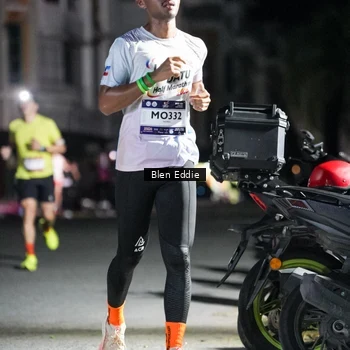 Runner Photo 7709731