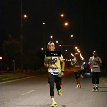 Runner Photo 7709734