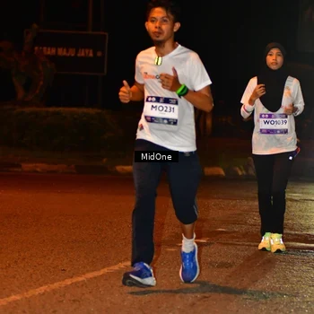 Runner Photo 7709737