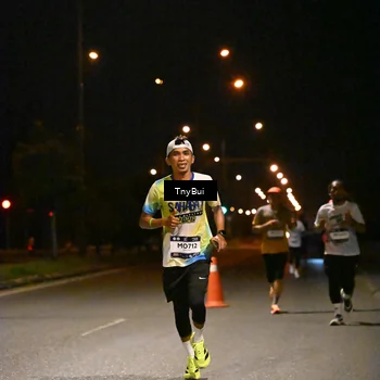 Runner Photo 7709742