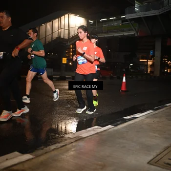 Runner Photo 7709762