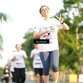 Runner Photo 7709768