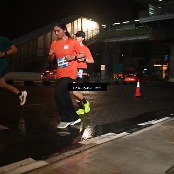 Runner Photo 7709779
