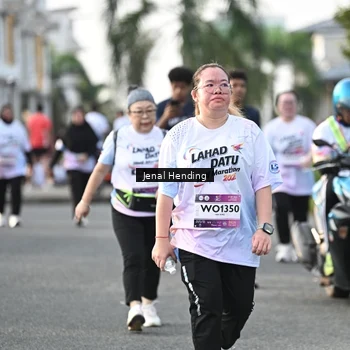 Runner Photo 7709782