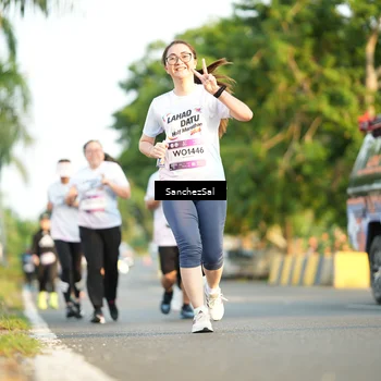 Runner Photo 7709787