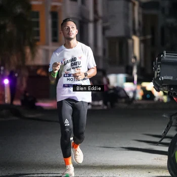 Runner Photo 7709788