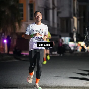 Runner Photo 7709796