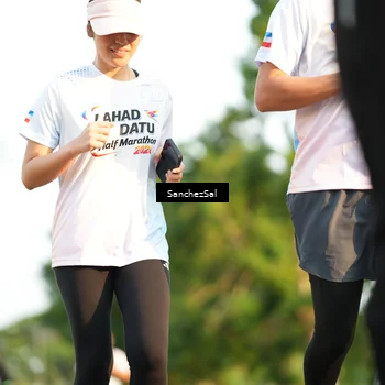 Runner Photo 7709809