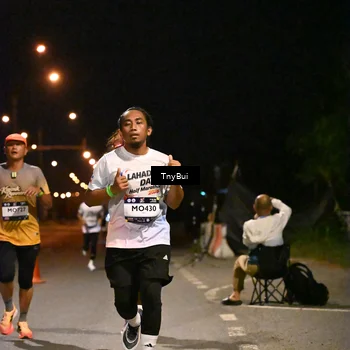 Runner Photo 7709813