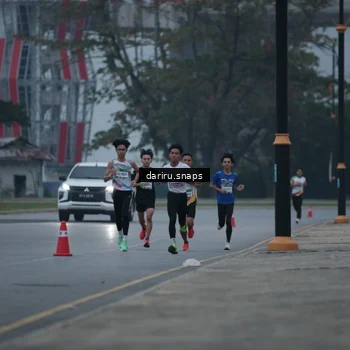 Runner Photo 7709815