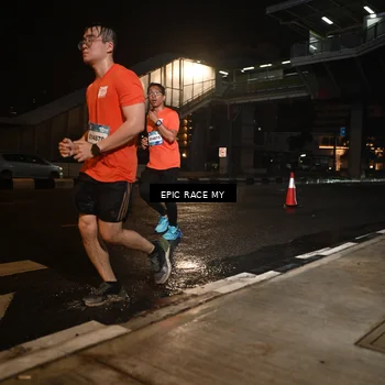 Runner Photo 7709833