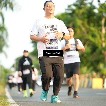 Runner Photo 7709839