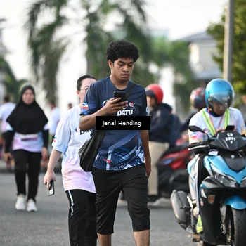 Runner Photo 7709845