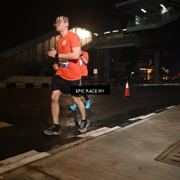 Runner Photo 7709848