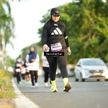 Runner Photo 7709853
