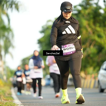 Runner Photo 7709855