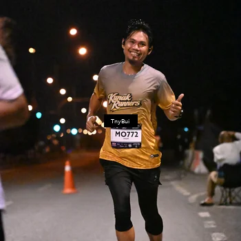 Runner Photo 7709859