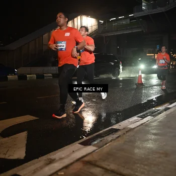 Runner Photo 7709861
