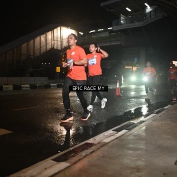 Runner Photo 7709863