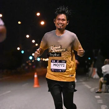 Runner Photo 7709864