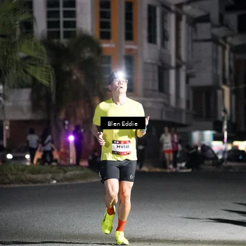 Runner Photo 7709870