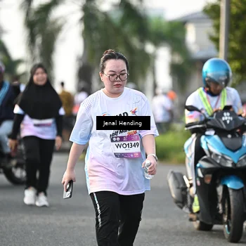 Runner Photo 7709872