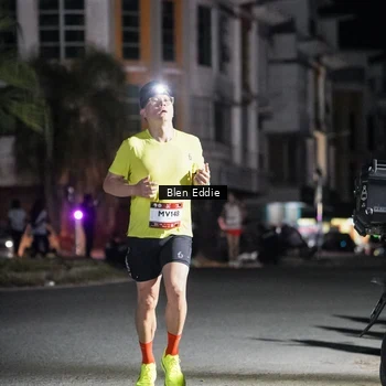 Runner Photo 7709923