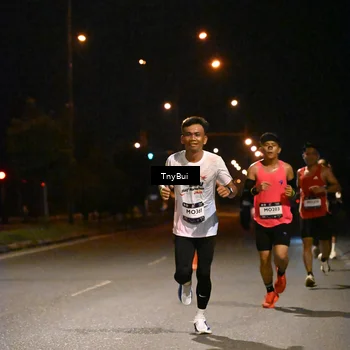 Runner Photo 7709925