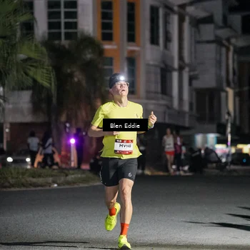 Runner Photo 7709945