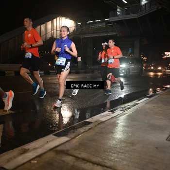Runner Photo 7709966