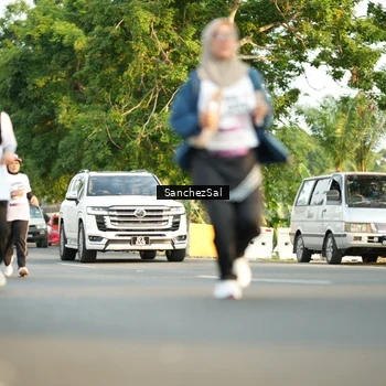 Runner Photo 7709971