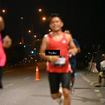 Runner Photo 7709990