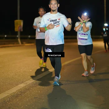 Runner Photo 7710007
