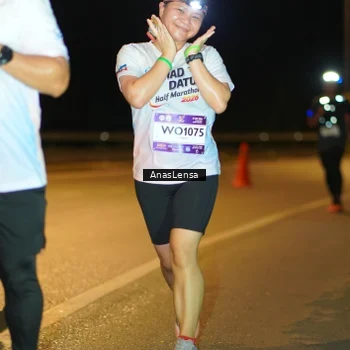 Runner Photo 7710010