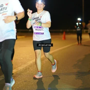 Runner Photo 7710017
